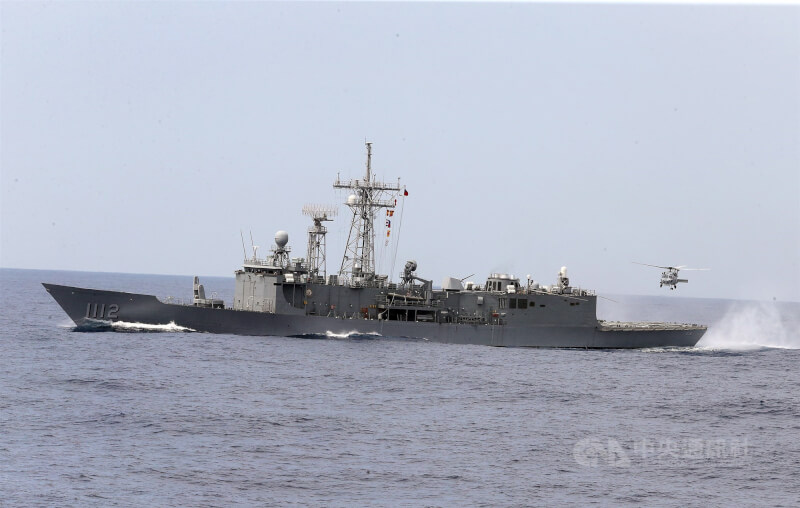 图为2019年铭传军舰在东部海域进行操演。（中央社档案照片）