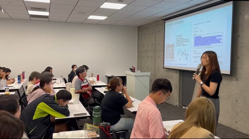 環境部國家環境研究院今年辦理一系列淨零排放技術訓練課程,尤其開設專班協助在學青年綠領職涯發展,報名踴躍。圖為專班上課情形。(環境部提供)中央社記者張雄風傳真 113年6月23日