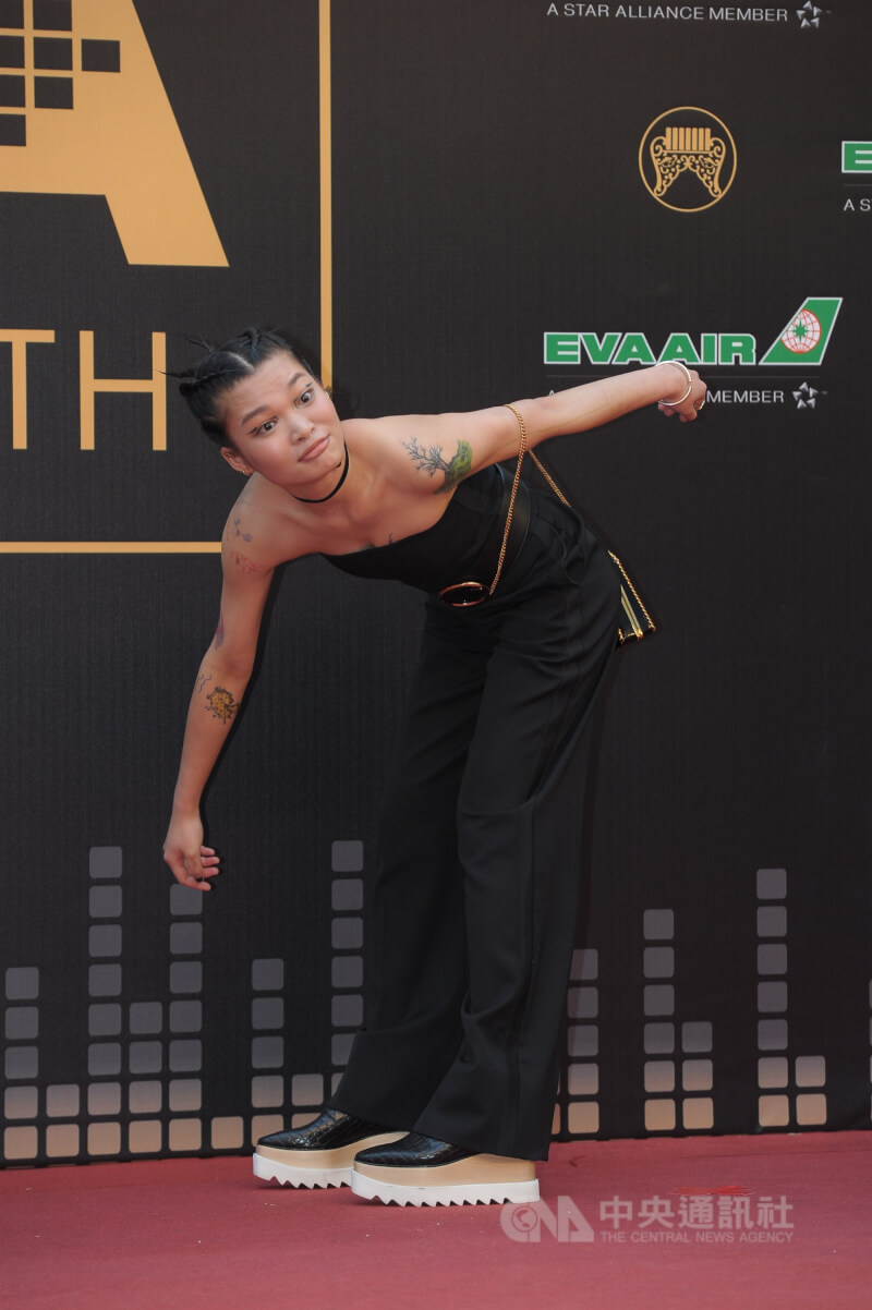 中國大陸歌手蘇運瑩參加2016年第27屆流行音樂金曲獎頒獎典禮。（中央社檔案照片）