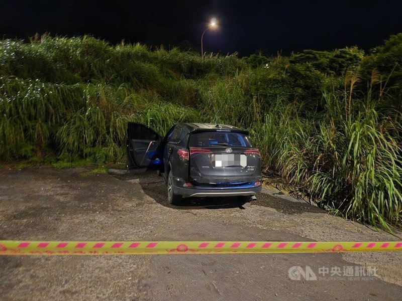 新北市三重區三和路一處民宅9日發生命案，43歲劉姓女子疑遭人砍殺送醫不治；丈夫涉殺妻後，帶著未滿1歲的嬰兒開車到台北市北投區馬槽橋下，警方晚間到場查緝時，父子兩人都已死亡。（珍惜生命， 自殺不能解決問題，生命一定可以找到出路。如果需諮商或相關協助可撥生命線專線「1995」或張老師服務專線「1980」。）（翻攝照片）中央社記者王鴻國傳真  113年7月9日