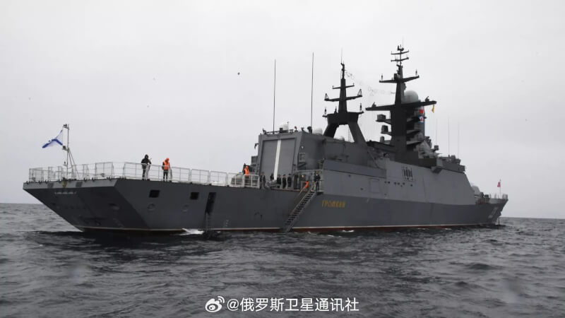 俄軍艦艇在廣東湛江的軍港為中國與俄羅斯年度海上聯合演習集結。（圖取自俄羅斯衛星通訊社微博weibo.cn/u/2181597154）