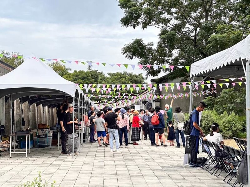 旗山糖廠社區發展協會19日起連3天將在旗山糖廠舉辦「旗山遊記寵物野餐派對」活動，藉此讓更多民眾認識旗山糖業文化故事，歡迎民眾帶寵物一起參與。（高雄市農業局提供）中央社記者蔡孟妤傳真  113年7月18日