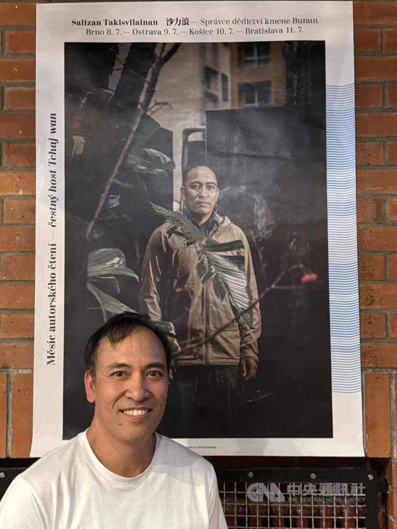 布農族作家沙力浪認為,原住民文學作為一種文化表達,有助於將原住民族的文化、歷史和價值觀帶入主流文學觀念。(取自沙力浪臉書)中央社記者劉郁葶布拉格傳真 113年7月20日