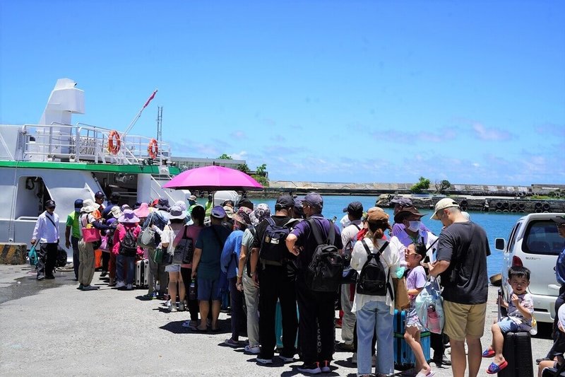 屏東後壁湖漁港交通船通往離島蘭嶼運客量逐年成長，年逾5萬人次，屏東縣政府為解決停車亂象，將打造全新候船中心，提升遊客舒適度。（屏東縣政府提供）中央社記者李卉婷傳真  113年7月31日