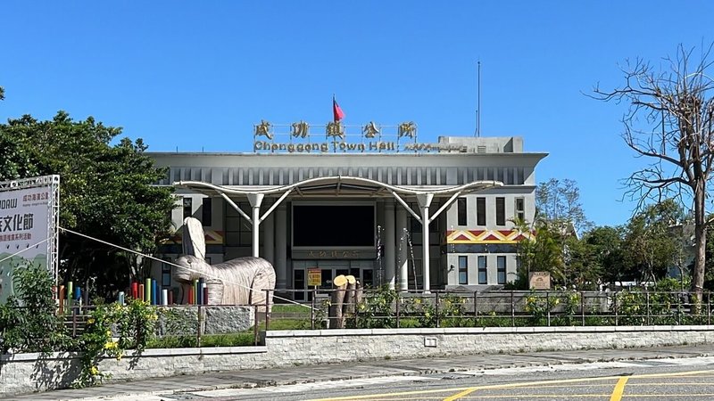 台東地方自治史首例，國民黨籍成功鎮長謝淑貞罷免案3日投票，投票結果同意罷免票736票、不同意票46票，投票率6.96%，因同意票數不足原選區選舉人數1/4、即2848票，罷免案未達門檻不通過。（民眾提供）中央社記者張祈傳真 113年8月3日