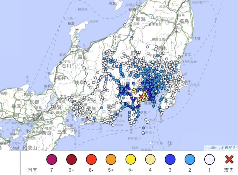 日本當地時間9日晚上7時57分發生規模5.3地震，震央在神奈川縣西部。（圖取自日本氣象廳網頁jma.go.jp）