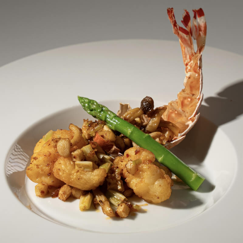 圖為雋菜色「醬皇焗龍蝦球」。(圖取自facebook.com/GenResturant)