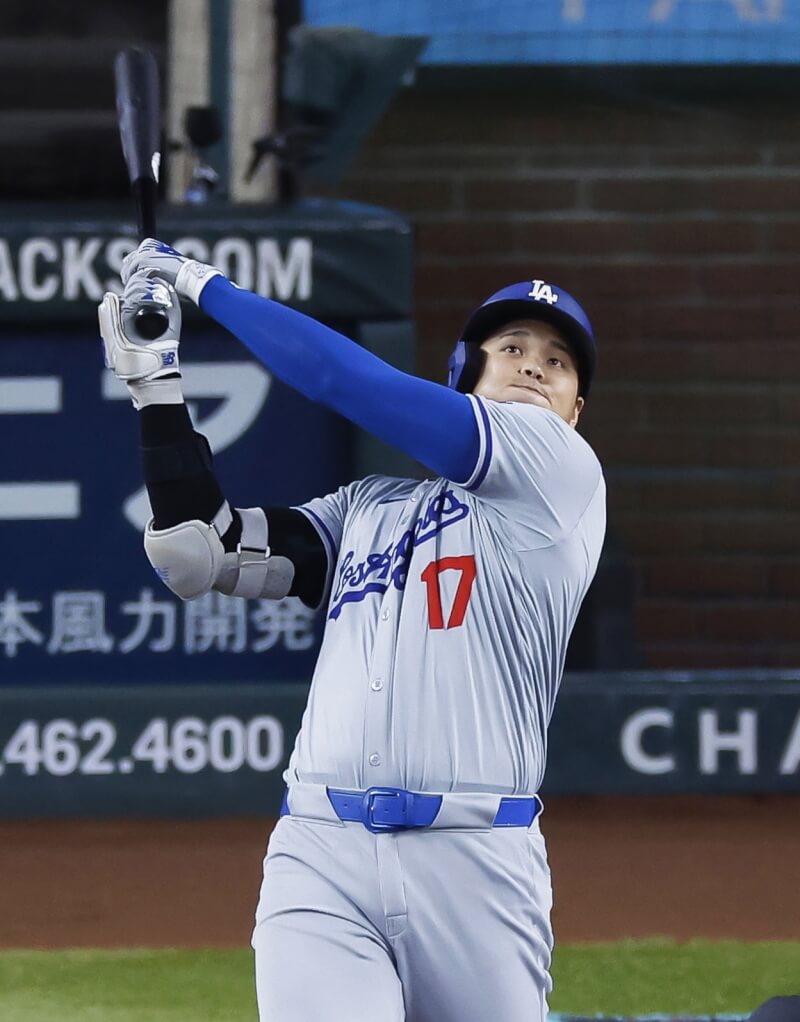 MLB洛杉磯道奇8月31日迎戰亞利桑那響尾蛇，大谷翔平擊出個人本季第44轟。（共同社）