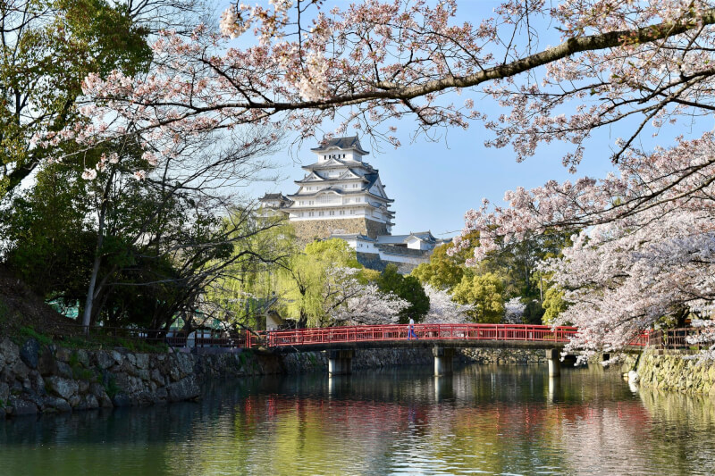 世界遺產日本姬路城。（圖取自Unsplash圖庫）