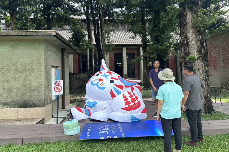 首度移師台南的台灣文化創意博覽會落幕，配合展期設置的活動吉祥物「巷仔Niau（貓）」也完成階段性任務，暫時拆除，目前正規劃如何延續話題，帶動民眾對台南的了解。（台南市文化局提供）中央社記者楊思瑞台南傳真 113年9月8日