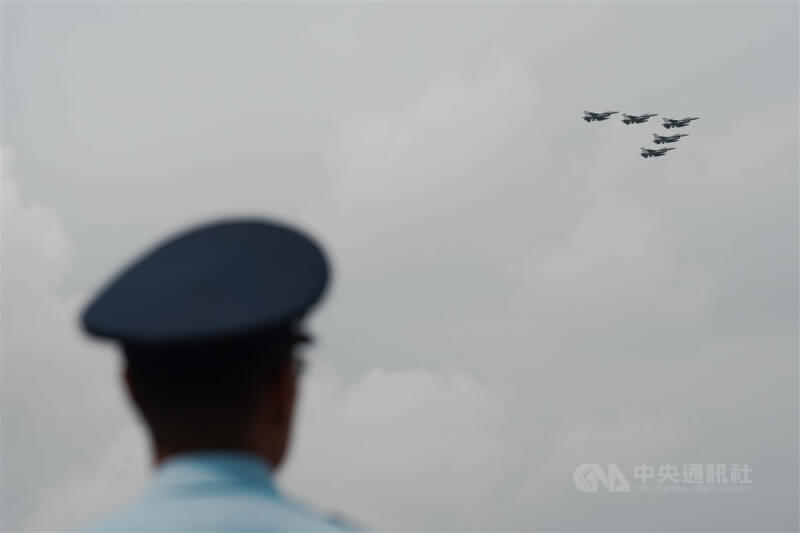 圖為空軍嘉義基地F-16V戰機衝場。中央社記者游凱翔攝 113年8月6日