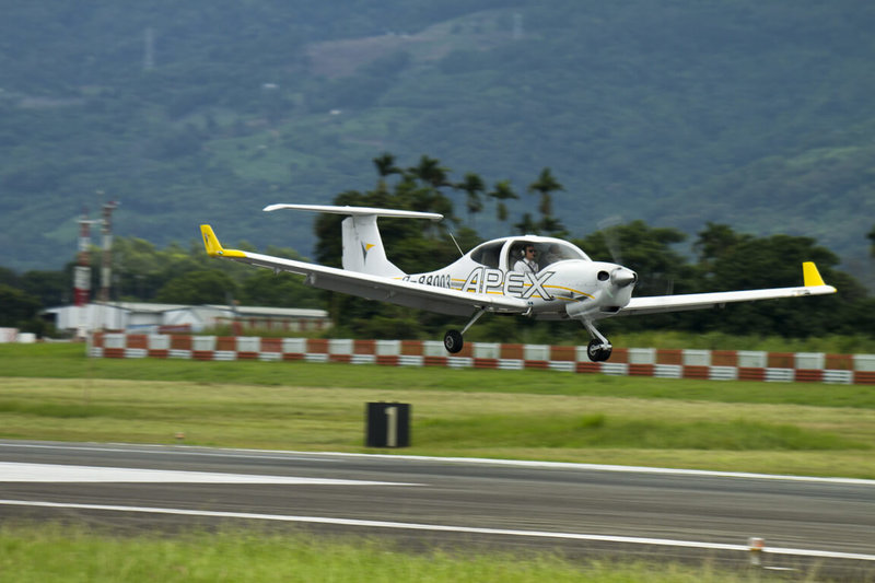 安捷航空近年跨足商務專機領域，發展國內空中導覽等旅遊行程，為因應近來赴日觀光人數屢創新高、滿足旅遊市場需求，研擬提供專屬包機運輸服務，已向民航局申請商務專機國外線業務。（安捷航空提供）中央社記者汪淑芬傳真  113年9月18日