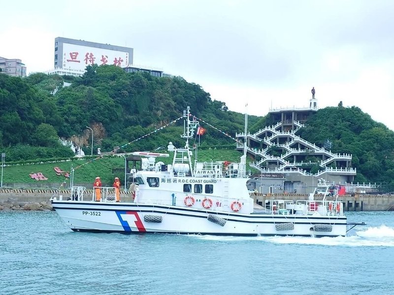 海巡署艦隊分署馬祖海巡隊25日迎接新造35噸級巡防艇PP-3522加入執法行列，採用噴水式推進器，最高航速可達45節（約時速83公里），續航力達600浬，有效延伸滯海執勤範圍。（馬祖海巡隊提供）中央社記者潘欣彤傳真  113年9月25日