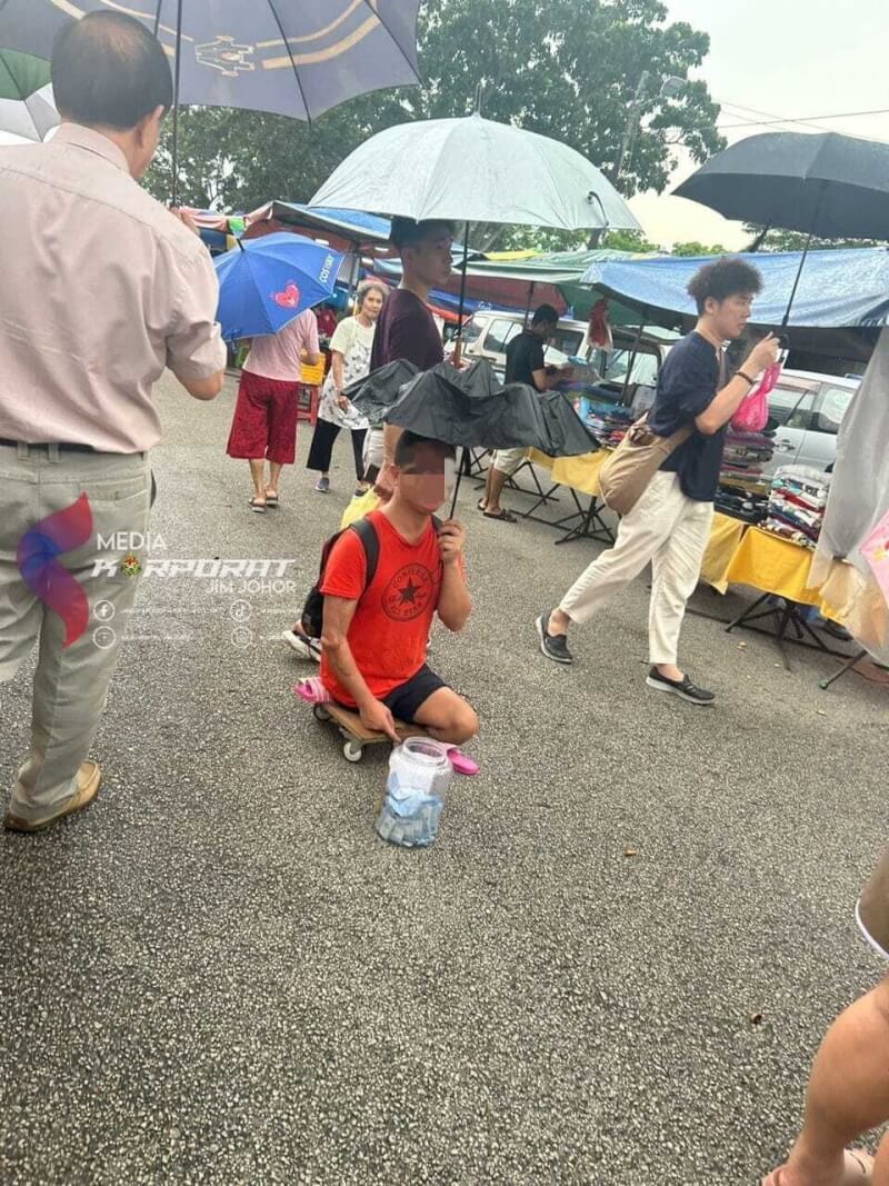 中國丐幫成員進入馬來西亞夜市乞討，大馬柔佛州移民局展開突襲行動，抓捕濫用同情心賺取高收入的丐幫成員。這些行乞者多半是身障人士。（大馬柔佛州移民局提供）中央社記者黃自強吉隆坡傳真 113年9月27日