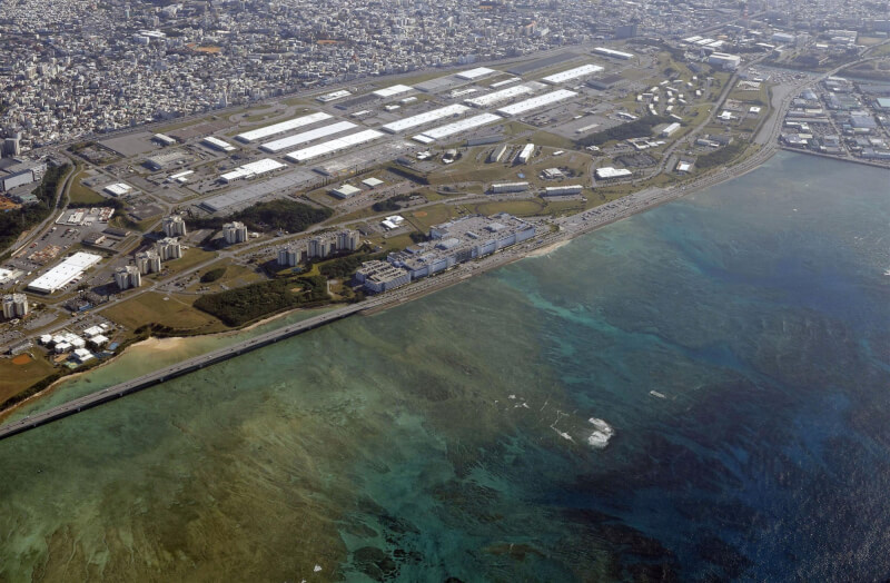 沖繩海岸今年6月空拍照。（共同社）