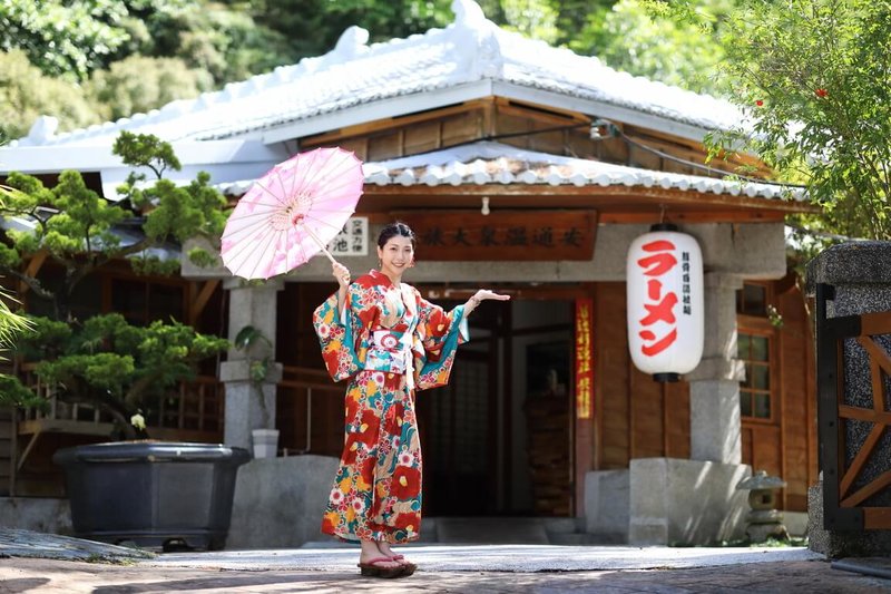 花蓮太平洋溫泉季19日開跑，花蓮縣府規劃溫泉專車可走訪2大溫泉區、將軍府、鯉魚潭等景點，即日起開放報名。（花蓮縣府提供）中央社記者張祈傳真  113年10月16日