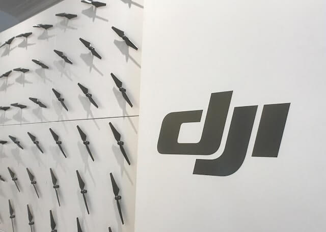 中國無人機大廠大疆創新科技有限公司（DJI）16日表示，部分無人機遭美國政府停止放行進入。（路透社）