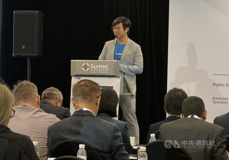 全球防詐聯盟GASA 21日在新加坡舉辦第2屆亞洲防詐高峰會,Gogolook共同創辦人暨執行長郭建甫出席致詞。中央社記者吳昇鴻新加坡攝 113年10月21日