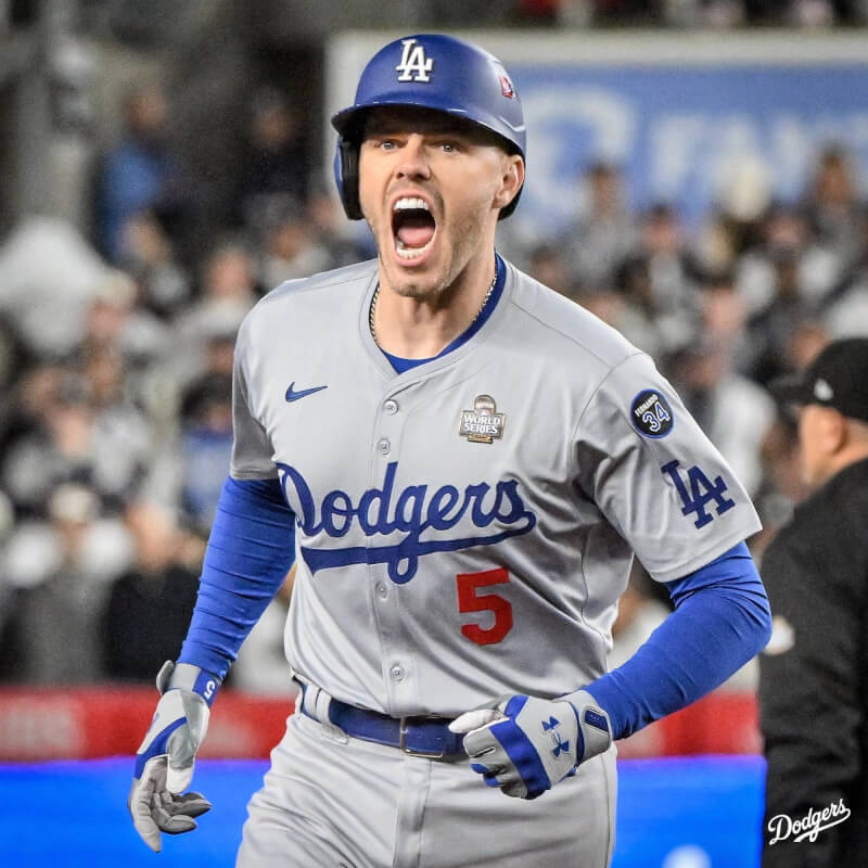 MLB世界大賽第3戰，紐約洋基回到主場迎戰洛杉磯道奇，道奇弗利曼第1局就開轟。（圖取自x.com/Dodgers）