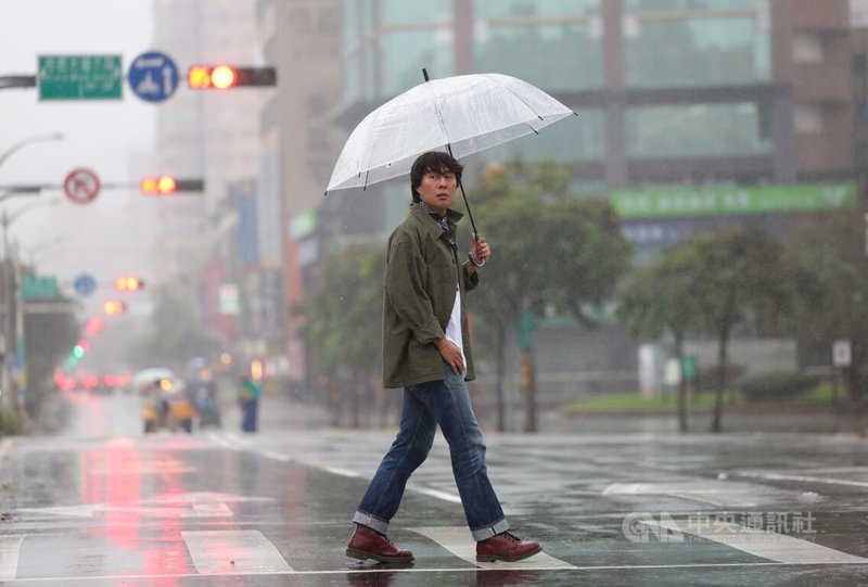 張啟樂在香港演藝圈打拚20年，經歷很多起起落落，還有不少冷嘲熱諷。他對演藝事業的熱愛，把人生都押下去。中央社記者張新偉攝 113年11月1日