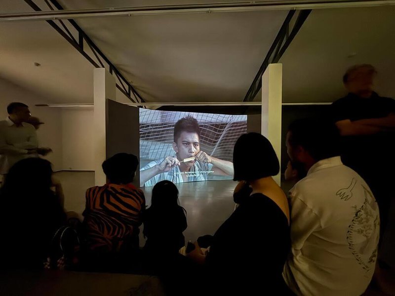 台泰合作的「祖先The Ancestors:台泰藝術交流展」 2日在清邁MAIIAM當代美術館開展。圖為台灣藝術家郭敬耘作品「空白地帶」。(文化部駐泰國代表處文化組提供)中央社記者呂欣憓曼谷傳真 113年11月3日