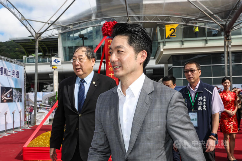 台北市長蔣萬安（前）14日上午在台北出席捷運劍南路站多目標大樓工程動土典禮，期許打造大直地區指標性商辦大樓。中央社記者吳家昇攝  113年11月14日