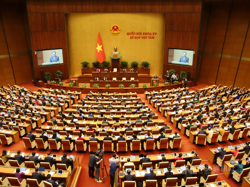 越南國會近日召開會議,高鐵建設議題是重中之重,並針對資金、建設能力、原料取得等陸續展開討論,將於11月30日進行表決。中央社記者陳家倫河內攝 113年11月16日