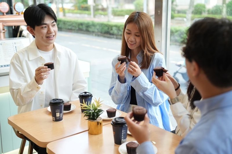 食品龍頭統一集團持續布局甜點商機，旗下「蛋糕屋」品牌，每年業績穩定成長，其中最長青的杯子蛋糕，暌違10年於近日推出新口味。（統一提供）中央社記者何秀玲傳真  113年11月17日