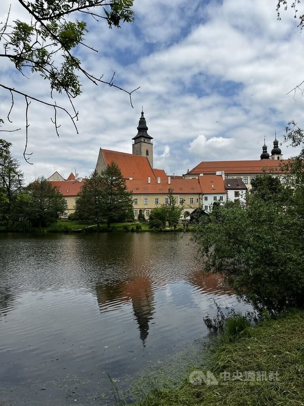 捷克參議院議長維特齊曾擔任特爾奇市(Telč)市長。圖為特爾奇市風光,攝於2023年5月26日。中央社記者劉郁葶特爾奇市攝 113年12月10日