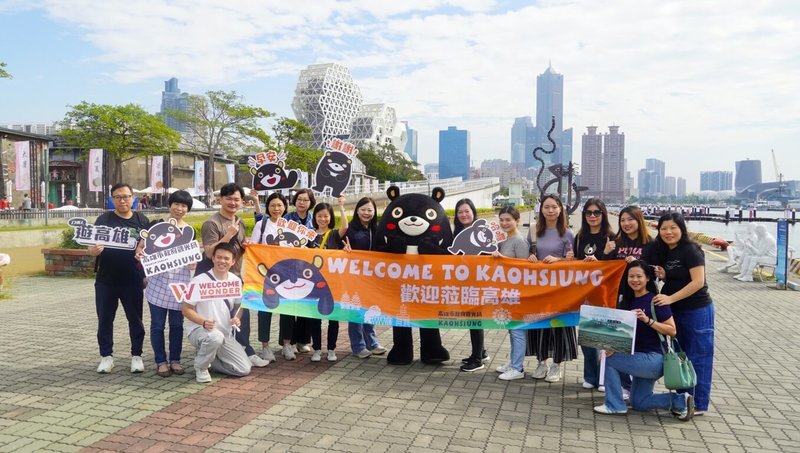 高雄市觀光局拓展國際旅遊市場，與高雄觀光產業共組國際觀光隊，團隊至東北亞、東南亞國家舉辦觀光推介會等，近期已迎來香港、馬來西亞、新加坡、韓國及越南等國的踩線團造訪高雄。（高雄市觀光局提供）中央社記者林巧璉傳真  113年12月19日