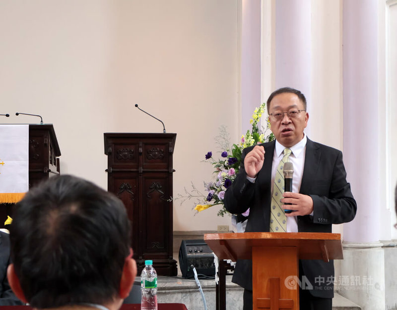 台灣教授協會8日下午在台灣基督長老教會濟南教會大禮拜堂舉辦「從台海區域安全及戰略合作看川普總統第2任期的美台關係與回應」講座,哈德遜研究所中國中心主任余茂春發表演講。中央社記者李雅雯攝 114年1月8日