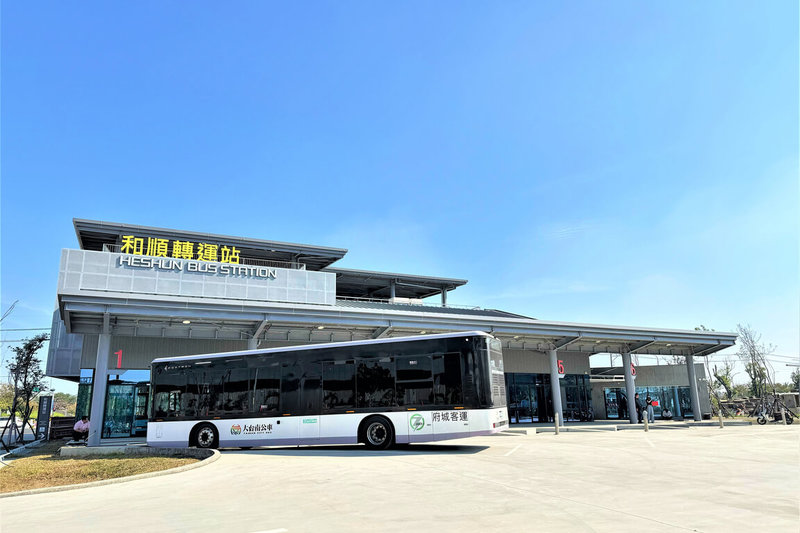 台南市安南區和順轉運站將於15日起試營運，提供市區公車、幹支線公車、厝邊公車轉乘接駁。（台南市政府提供）中央社記者楊思瑞台南傳真  114年1月9日