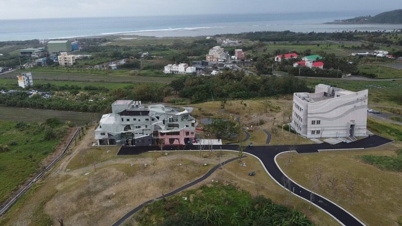 門諾會醫療財團法人在花蓮縣吉安鄉南濱段興建長照園區，音樂人李宗盛等人捐贈「年華樓」及失智家屋「湧愛樓」，預計農曆年後啟用。（門諾醫院提供）中央社記者張祈傳真  114年1月9日