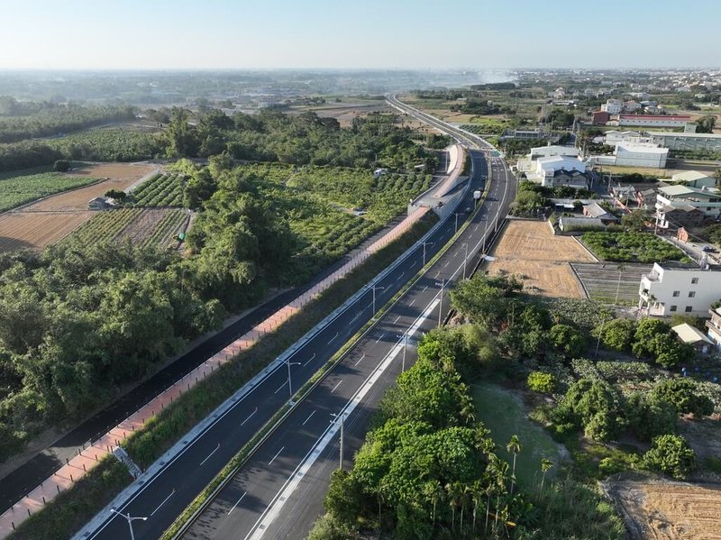 彰化縣東彰道路南延段12日全線通車，起點田中鎮斗中路、終點二水鄉民生路，長度約7.56公里，有效負擔高鐵彰化站南側與雲林、南投交界鄉鎮聯外運輸。（彰化縣政府提供）中央社記者蕭博陽彰化傳真  114年1月12日