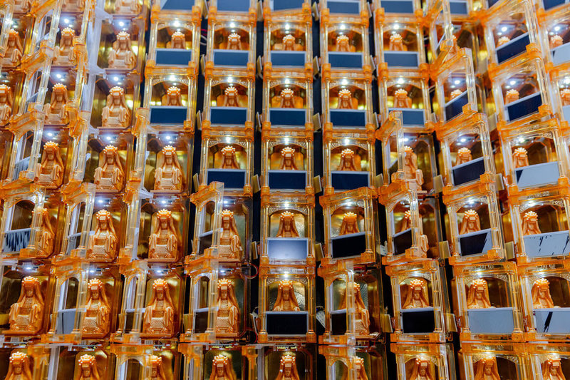 第19屆威尼斯建築雙年展台灣館21日在成功大學舉辦1比1組裝記者會，本屆台灣館參展計畫主題為「[無]信仰：漂蕩世界的台灣智慧」，館內並打造「光明燈牆」，如同於群島中設置的一座信仰半島。（國美館提供）中央社記者葉冠吟傳真 114年1月21日