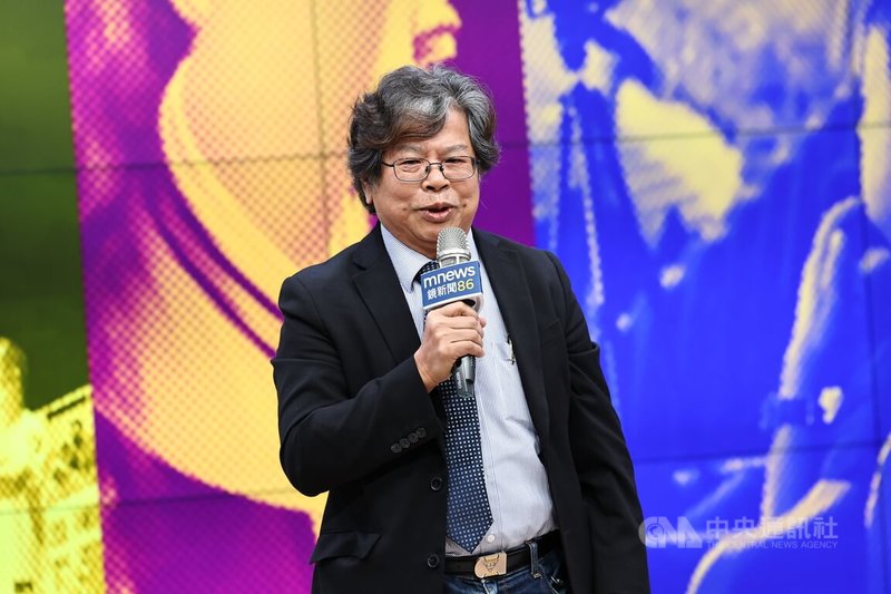 紀錄片「那些年,撐起職棒的他們」21日下午舉行首播記者會,鏡電視總經理蔡滄波(圖)出席致詞。中央社記者翁睿坤攝 114年1月21日