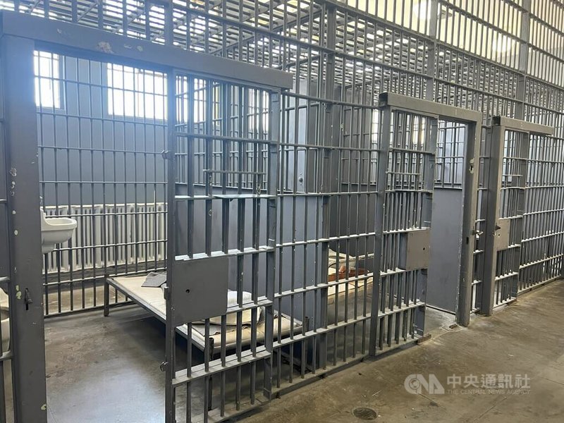 洛杉磯警察博物館前身是1926年的警局,館內保存著多年前使用的拘留室。中央社記者林宏翰洛杉磯攝 114年1月27日