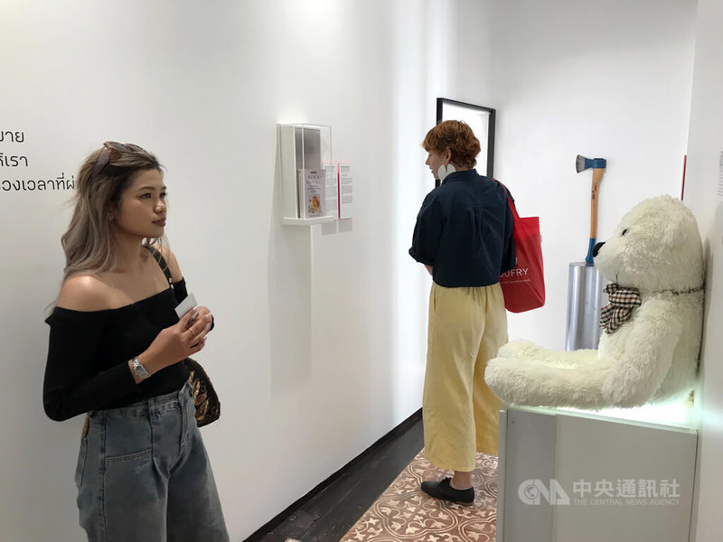 清邁分手博物館2024年11月成立,是全世界第2座分手博物館,希望透過創意的方式,讓大家從哀傷的情緒中復原,把物品捐給博物館就像一種告別的儀式。中央社記者呂欣憓清邁攝 114年1月28日