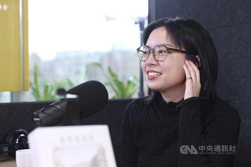 翻譯家金翎(圖)表示,用英文進行文學創作是她的志業,但把台灣作品翻譯成英文,則變成她回家的鑰匙,在美國的時候,翻譯也成為她跟台灣之間的橋梁。未來希望有更多機會向世界介紹更多台灣作品。中央社記者鄭清元攝 114年1月28日