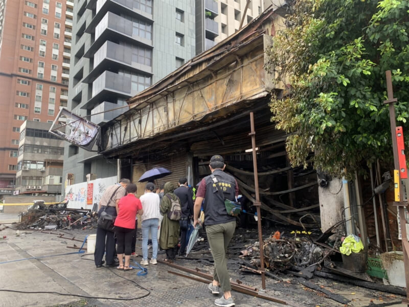 新竹市東大路一段「正義輪胎行」遭屋主二兒子陳彥翔縱火釀8死。（中央社檔案照片）