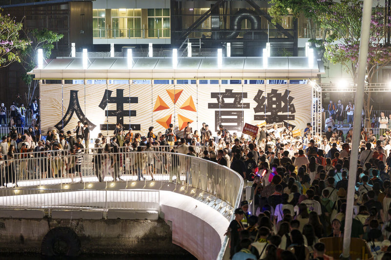 大港開唱策展人葉湘怡特別對「大港開唱」的「人生音樂祭」稱號有感，無論是策展與音樂演出都是她人生的一部分，還能將在國外巡演十多年的所見所學運用在台灣。（出日音樂提供）中央社記者葉冠吟傳真 114年2月15日