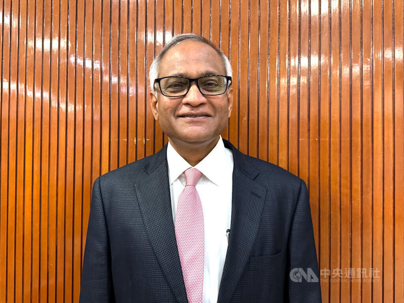 印度學者謝鋼（Srikanth Kondapalli）表示，美國總統川普關稅戰鎖定的是墨西哥、加拿大、中國，印度不是被針對的目標，因此情況或許沒有那麼悲觀。中央社記者李晉緯新德里攝  114年2月25日