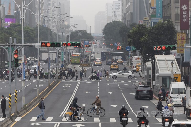 台北市區街景。中央社記者趙世勳攝 114年2月27日