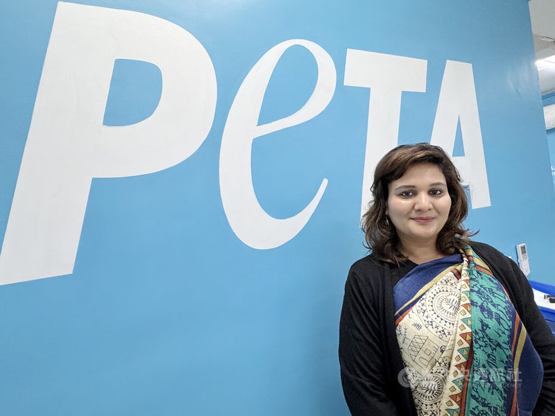 印度的善待動物組織(PETA India)倡議專案主任古普塔(Khushboo Gupta)(圖)表示,他們捐出機器象供廟方使用,為的是避免大象遭虐導致傷人的悲劇再度發生。中央社記者李晉緯新德里攝 114年3月5日