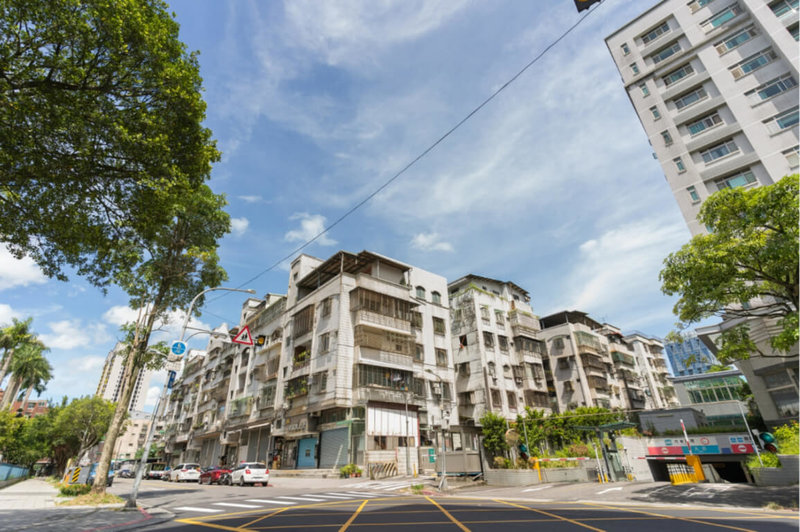 台北市都市更新處7日表示,南港產專區首件整合住戶意願的公辦都市更新案「南港新都」,將興建2棟30層大樓及1棟3層樓社宅,估2029年開工。圖為基地現況。(台北市都更處提供)中央社記者劉建邦傳真 114年3月7日