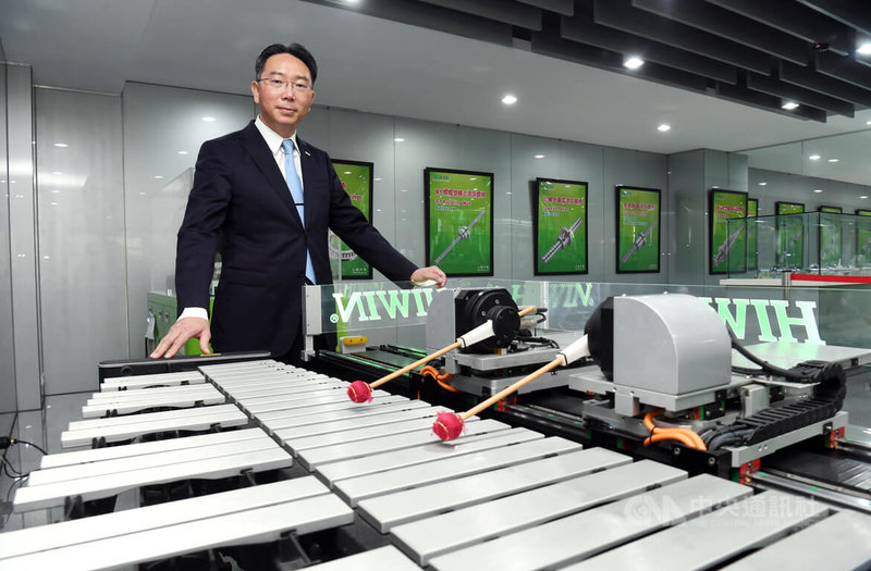 上銀董事長卓文恒對中央社記者表示,上銀與國際人形機器人廠商接洽,關鍵元件準備就緒,上銀今年積極布局歐洲半導體設備客戶爭取新單。中央社記者陳志源攝 114年3月9日