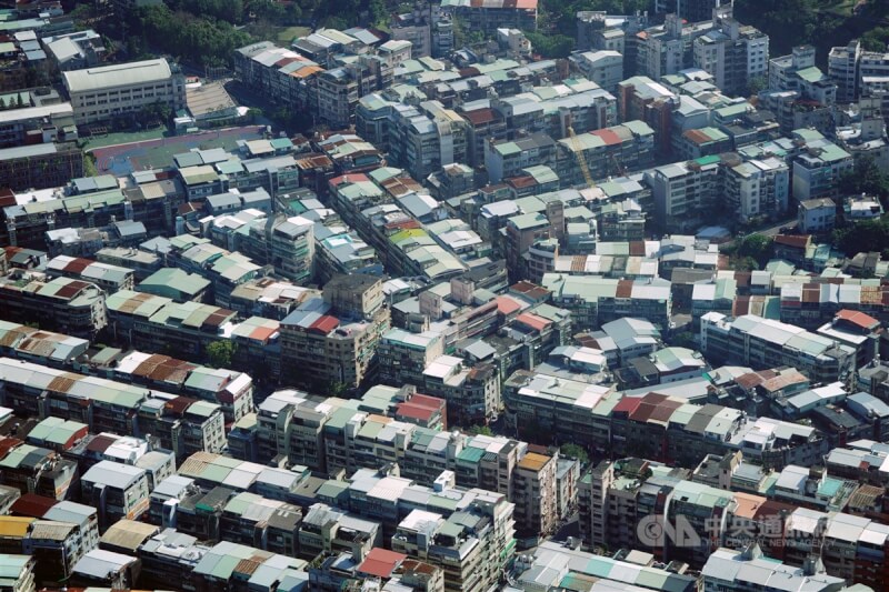 圖為台北市信義區的鳥瞰圖。（中央社檔案照片）