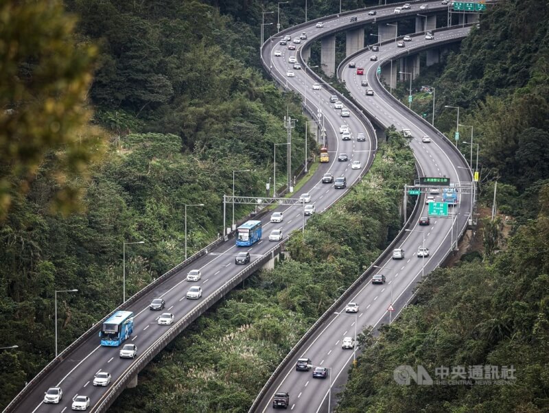 圖為國道5號宜蘭至坪林北上路段。（中央社檔案照片）