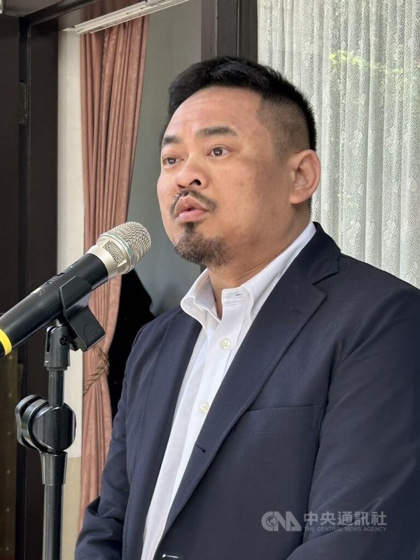 勞動節是否可望成為全國放假的國定假日,勞動部長洪申翰今天重申,對於國定假日的調整,勞動部的立場是有正向討論的空間。中央社記者林敬殷攝 114年3月21日