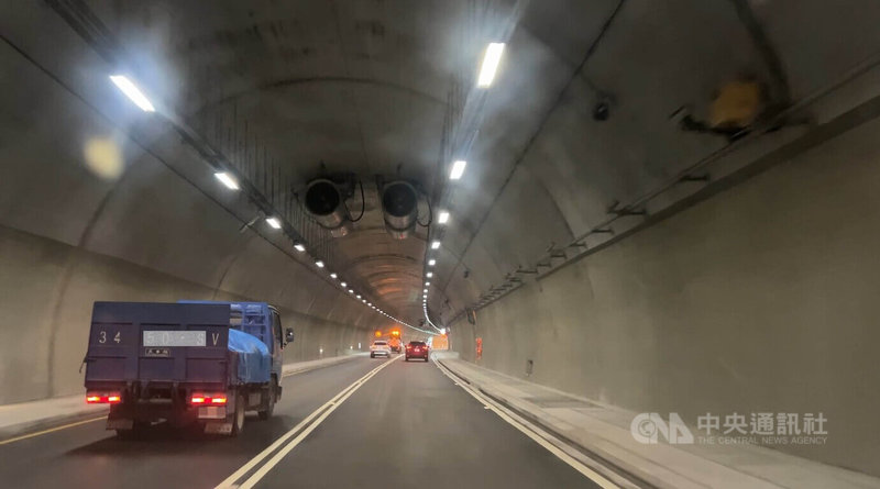 南迴公路草埔森永隧道25日晚上防災演練，安朔高架橋和隧道北上線（圖）雙車道晚間6時30分至10時30分封閉，屆時請用路人改道，並配合現場交通管制及指揮。中央社記者盧太城台東攝  114年3月22日